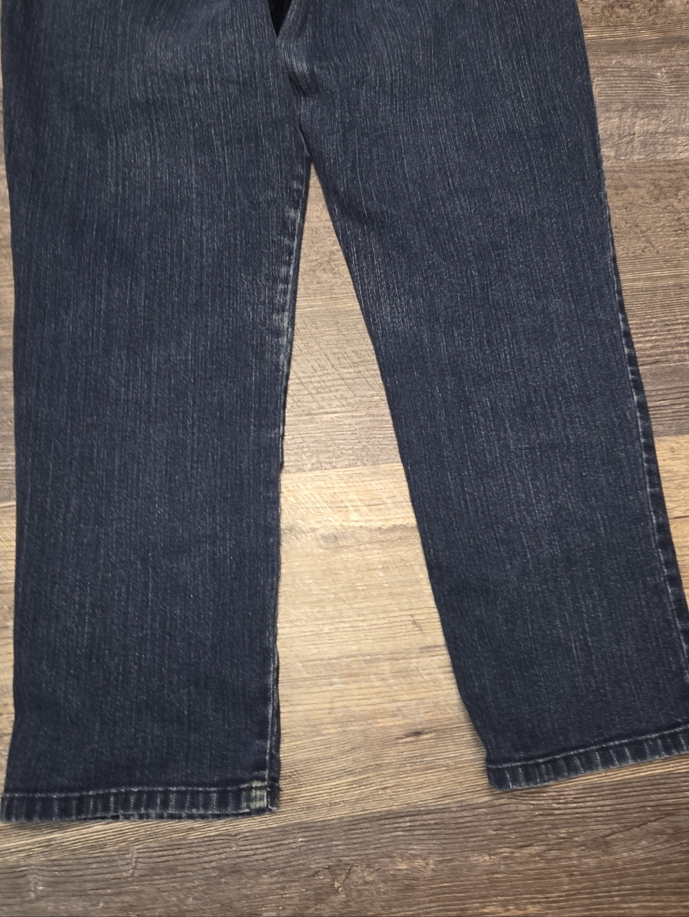 Gloria Vanderbilt Amanda Straight Leg Jeans - Picture 9 of 10